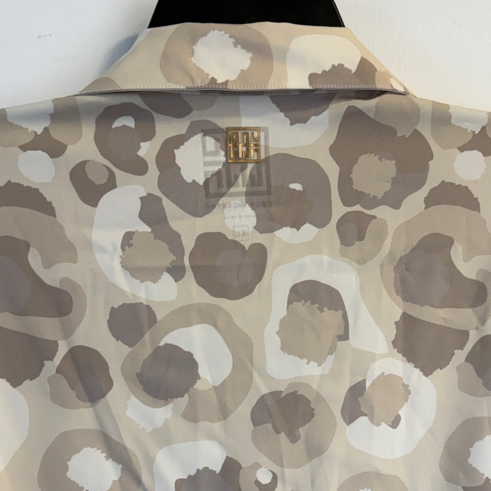 NWOT Emily McCarthy Beige and Cream Blouse - Picture 2 of 8